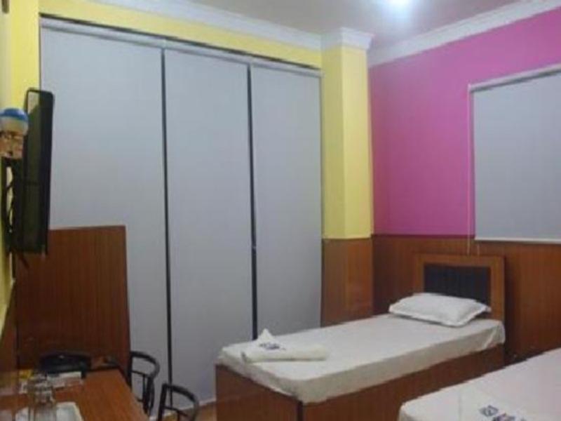 Swagatam International Hotel Колката Екстериор снимка